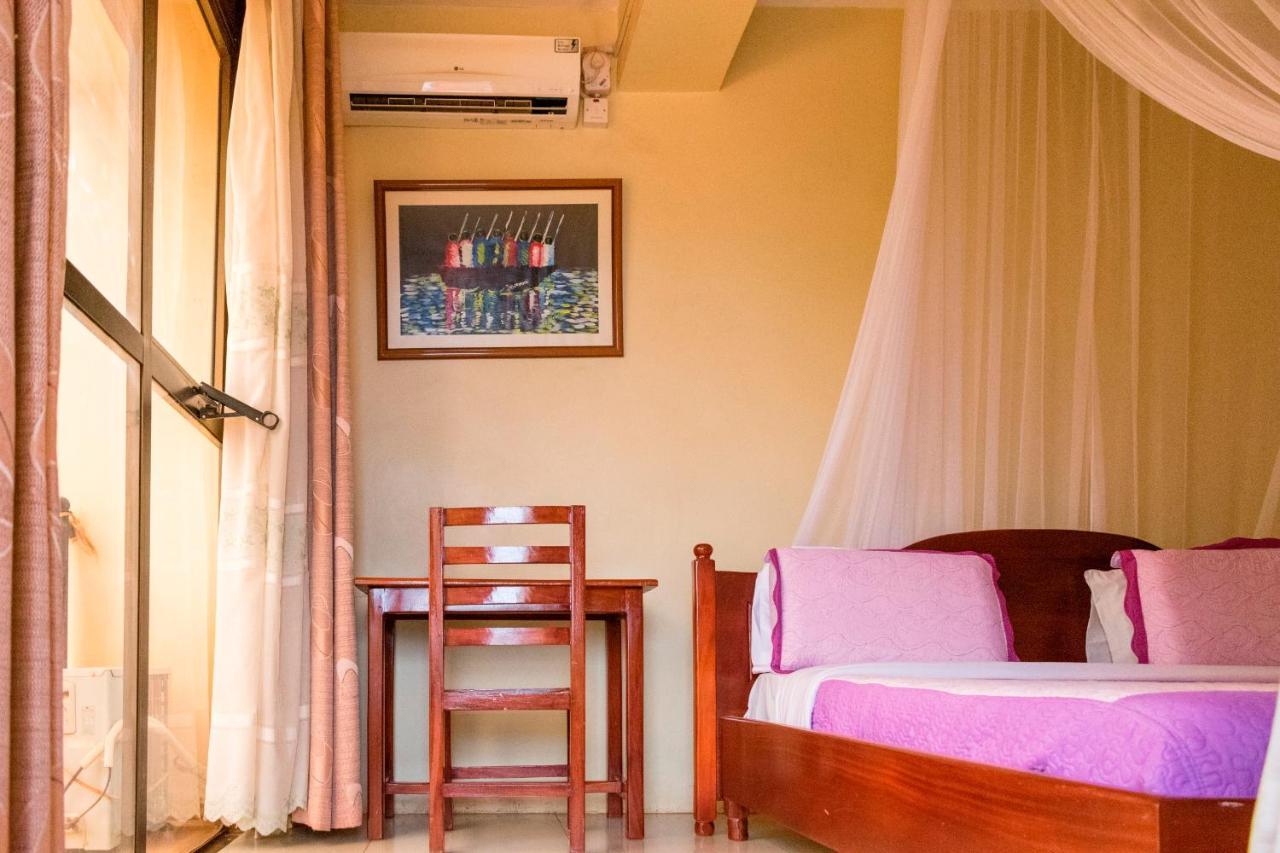 Kahondo Buffalo Hotel Kampala Makerere Экстерьер фото